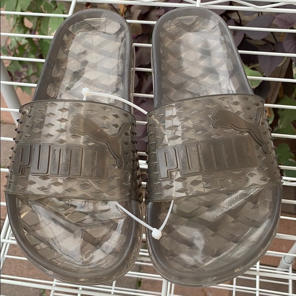 BNWT FENTY PUMA RUBBER SLIDES 6.5 black 🥊🖤🔥💯 - Picture 1 of 3